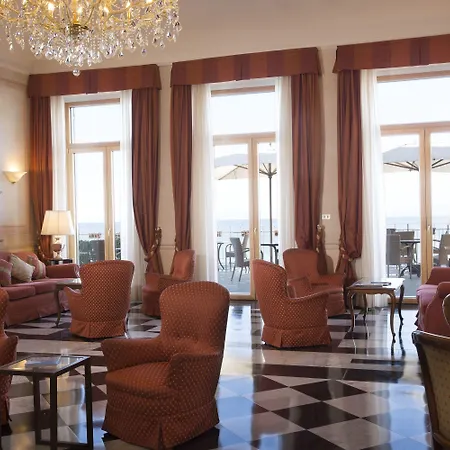 Cenobio Dei Dogi מלון 4*