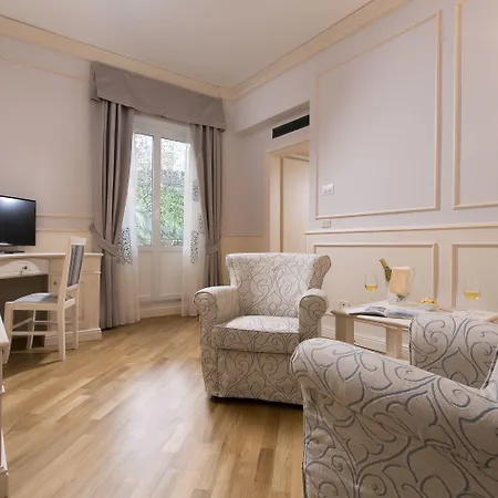 Cenobio Dei Dogi מלון קמוגלי