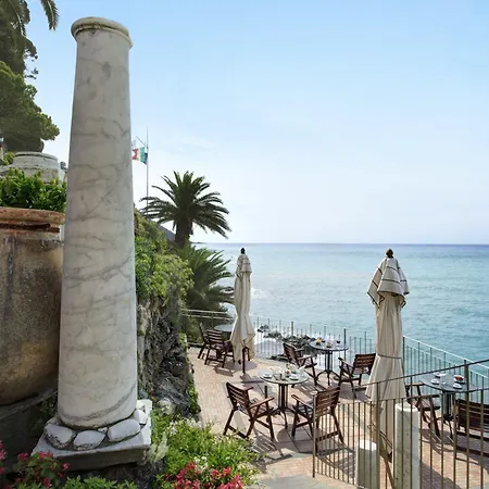 Cenobio Dei Dogi מלון קמוגלי