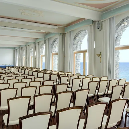 Cenobio Dei Dogi Camogli